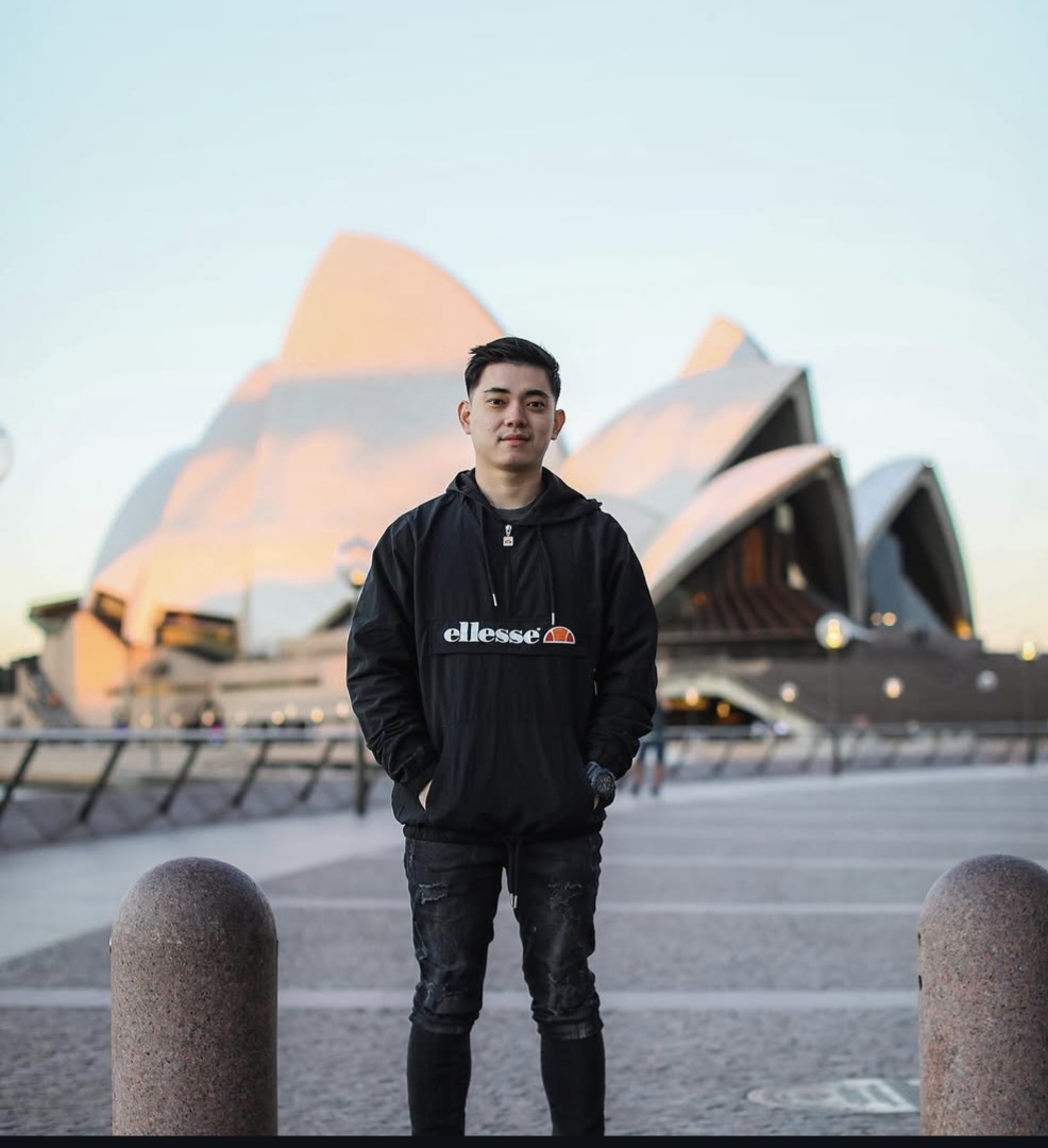 Portrait of Tommy Gouw, owner of Asiang 88